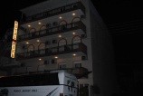 Hotel Niki esti fényben